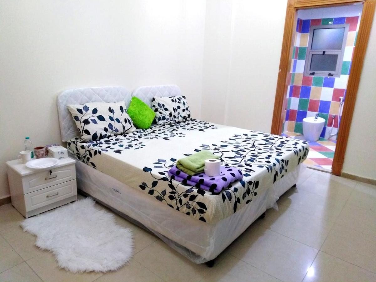 Bright Sunshine Holiday Home Shared Apartments Dubaj Zewnętrze zdjęcie
