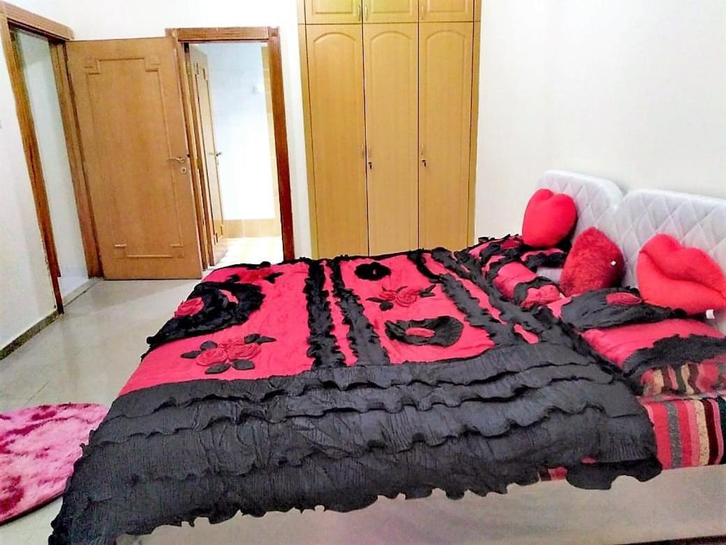 Bright Sunshine Holiday Home Shared Apartments Dubaj Zewnętrze zdjęcie